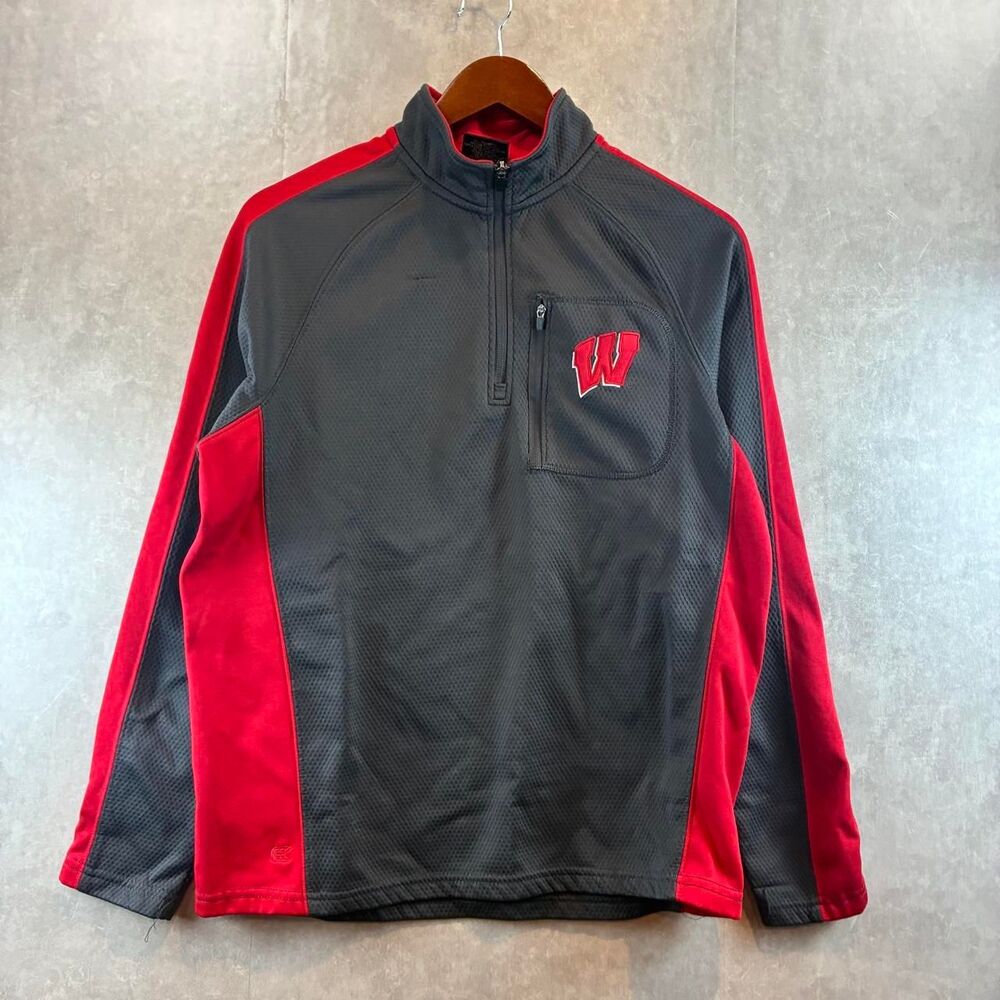 Colosseum Men's Red and Black Sweatshirt